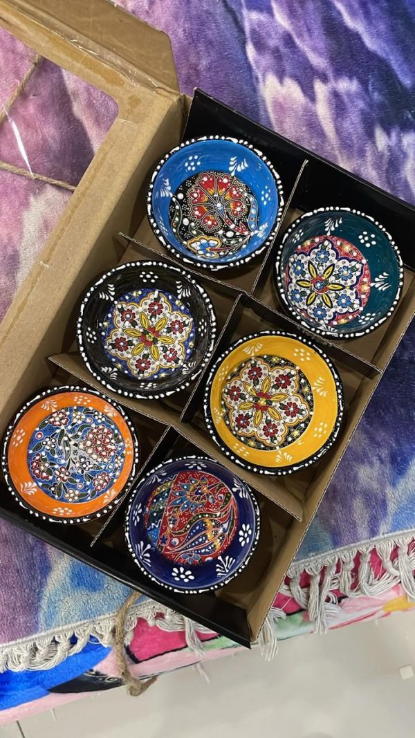 Hand painted small bowl set - Image 4